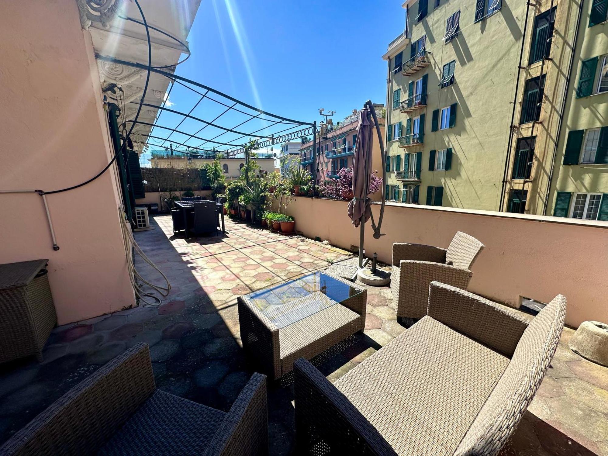 Sole, Terrazza, Centro Citta E Wi-Fi Veloce! Apartamento Génova Exterior foto